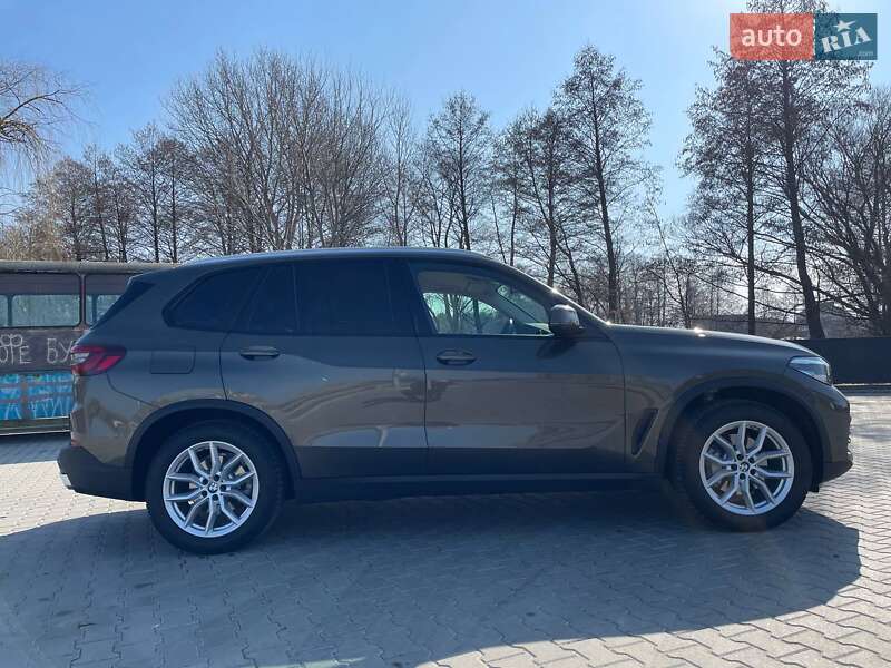 Позашляховик / Кросовер BMW X5 2022 в Києві