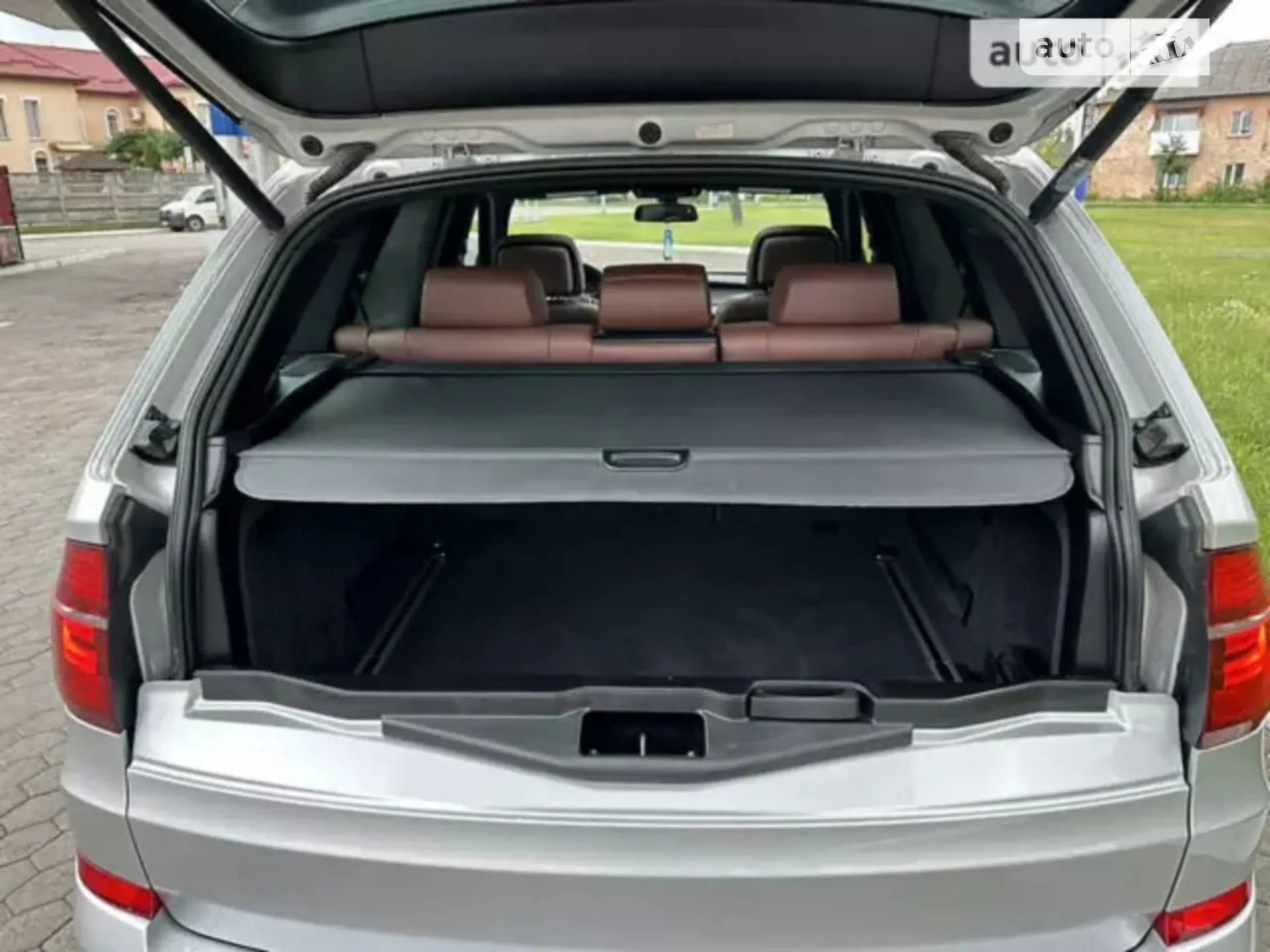 2010 BMW X5 - мініатюра 7