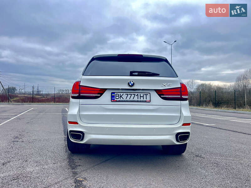 Позашляховик / Кросовер BMW X5 2014 в Рівному