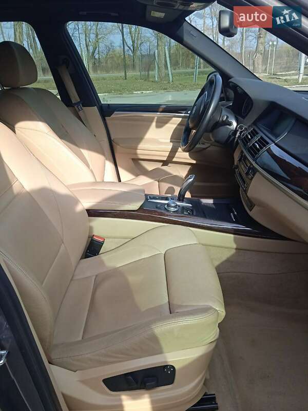 Позашляховик / Кросовер BMW X5 2009 в Бердичеві