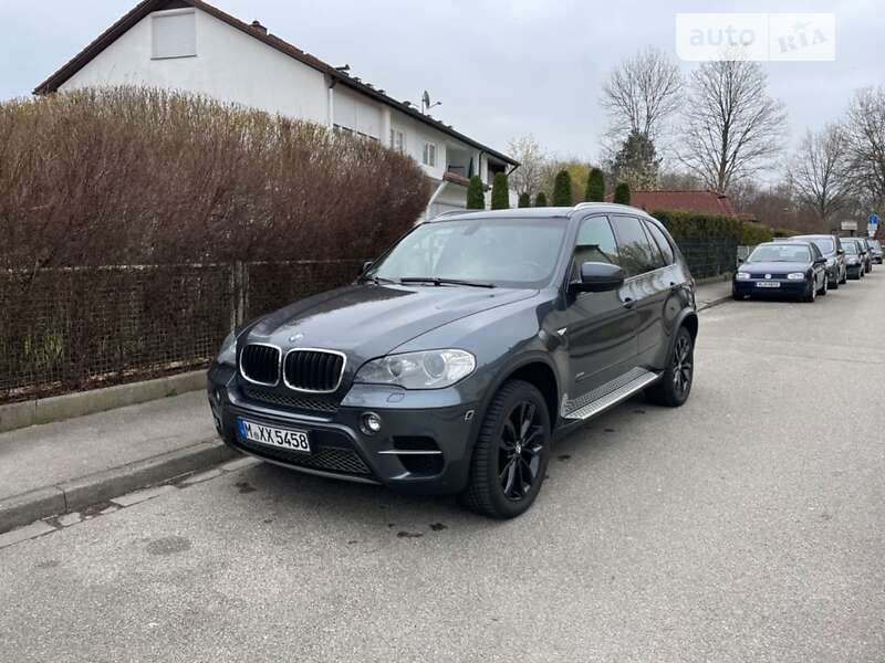 Позашляховик / Кросовер BMW X5 2011 в Львові