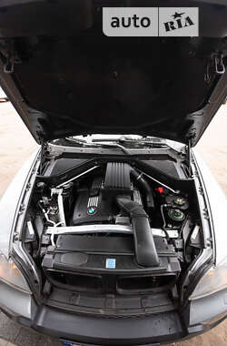 Позашляховик / Кросовер BMW X5 2009 в Дубні