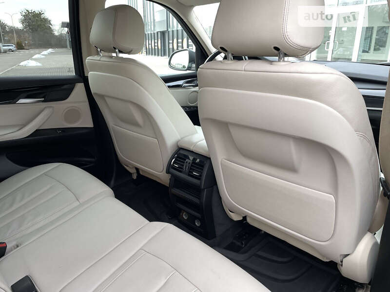 Позашляховик / Кросовер BMW X5 2014 в Луцьку