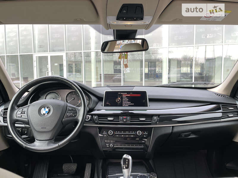 Позашляховик / Кросовер BMW X5 2014 в Луцьку