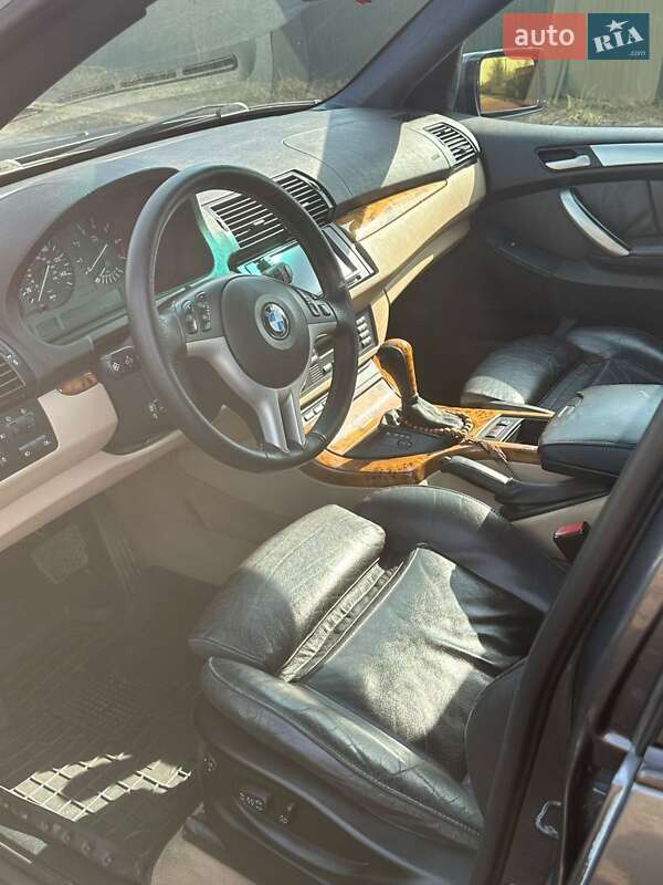 Позашляховик / Кросовер BMW X5 2002 в Полтаві