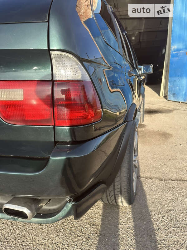 Внедорожник / Кроссовер BMW X5 2002 в Николаеве