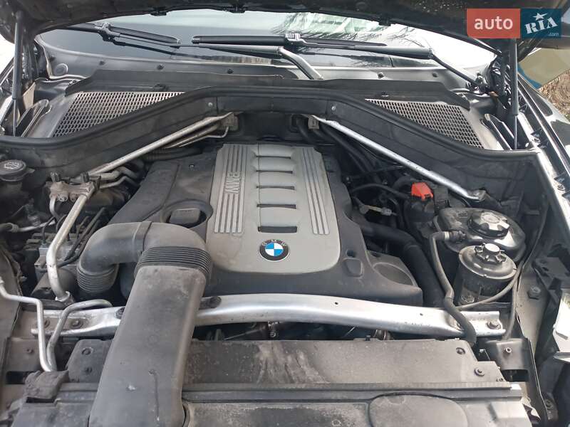 Внедорожник / Кроссовер BMW X5 2009 в Киеве