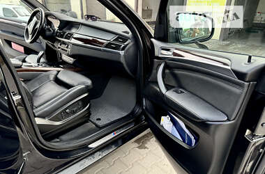 Внедорожник / Кроссовер BMW X5 2011 в Каменец-Подольском