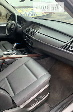 Внедорожник / Кроссовер BMW X5 2012 в Сарнах