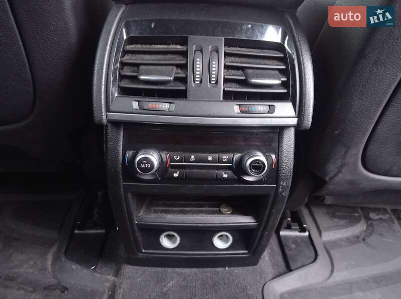 Внедорожник / Кроссовер BMW X5 2015 в Киеве