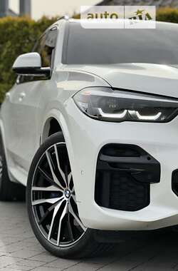 Внедорожник / Кроссовер BMW X5 2022 в Киеве