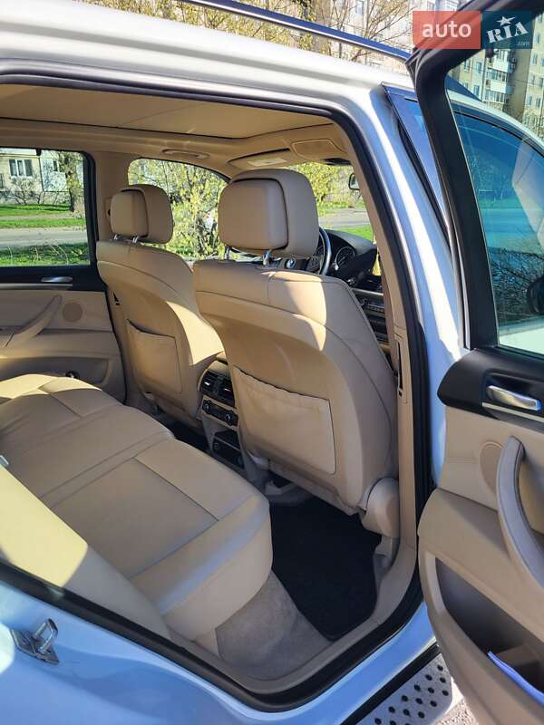 Позашляховик / Кросовер BMW X5 2011 в Кременчуці