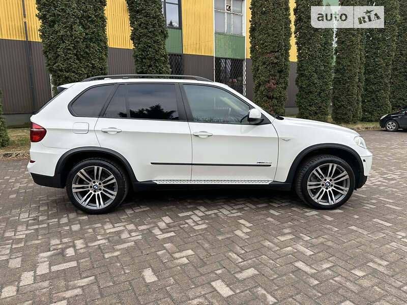 Позашляховик / Кросовер BMW X5 2012 в Рівному