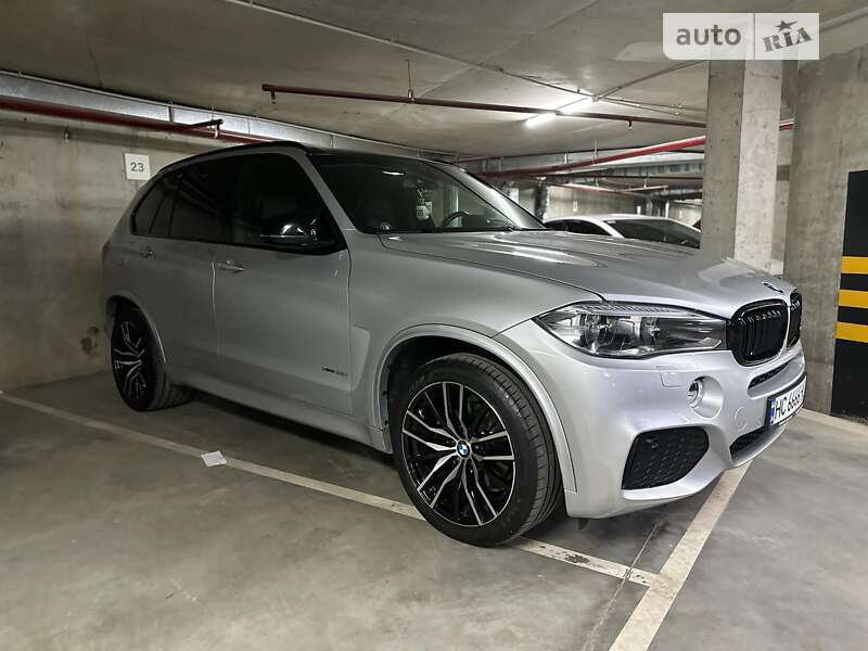 Внедорожник / Кроссовер BMW X5 2017 в Львове