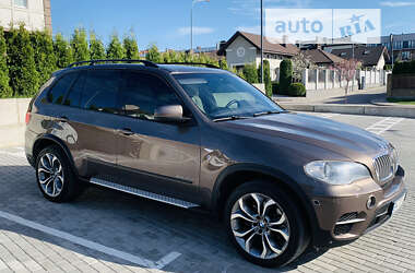 Внедорожник / Кроссовер BMW X5 2011 в Ровно