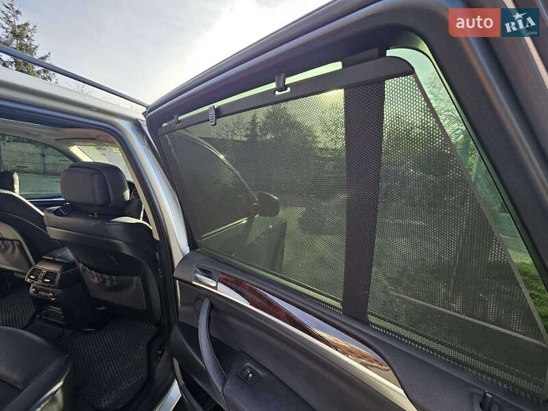 Внедорожник / Кроссовер BMW X5 2011 в Львове