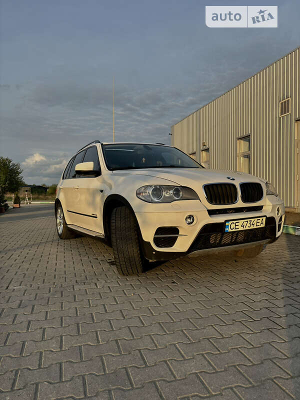 Внедорожник / Кроссовер BMW X5 2012 в Черновцах