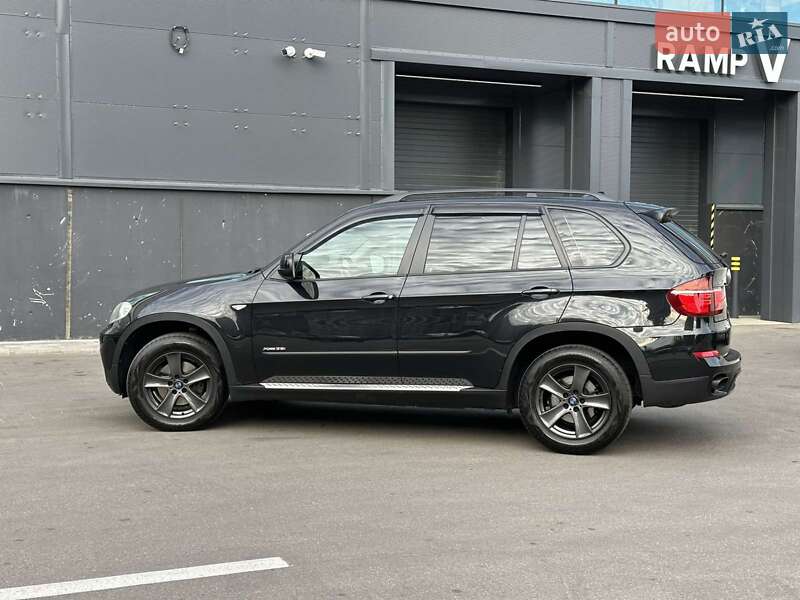 Внедорожник / Кроссовер BMW X5 2011 в Киеве