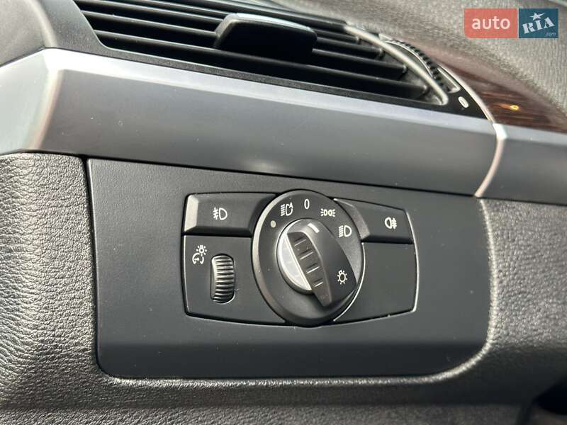 Внедорожник / Кроссовер BMW X5 2011 в Киеве