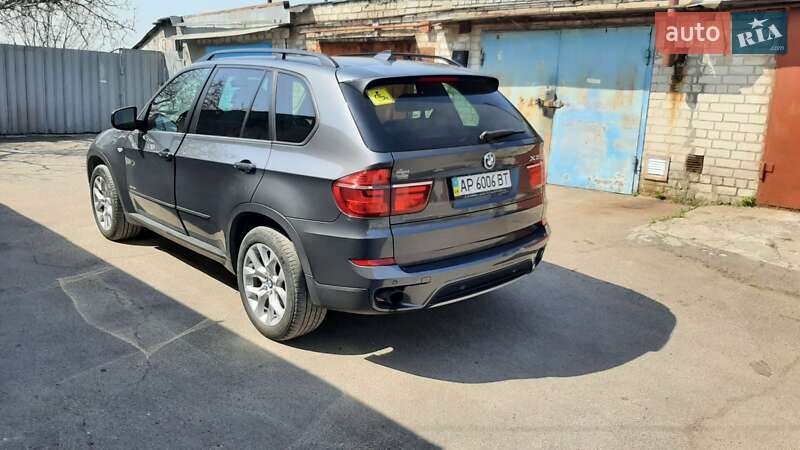 Позашляховик / Кросовер BMW X5 2011 в Запоріжжі