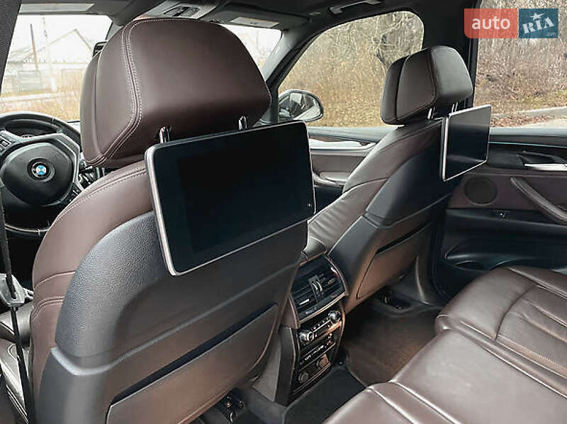 Внедорожник / Кроссовер BMW X5 2017 в Ивано-Франковске