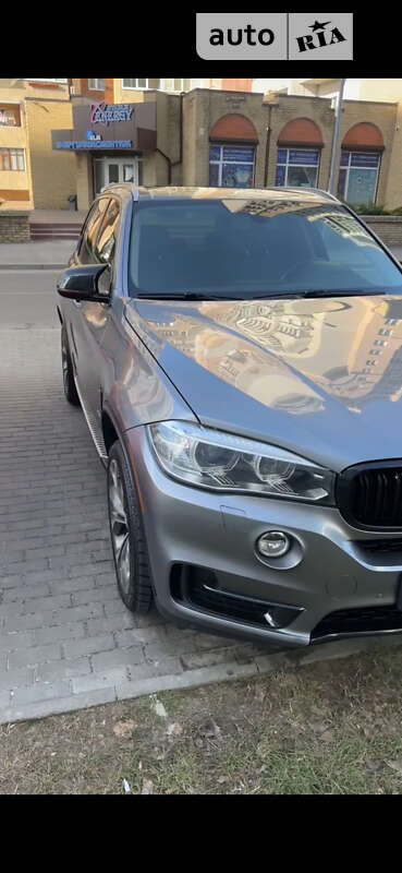 Позашляховик / Кросовер BMW X5 2014 в Черкасах