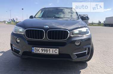 Внедорожник / Кроссовер BMW X5 2015 в Ровно