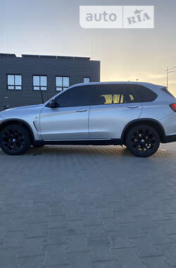 Позашляховик / Кросовер BMW X5 2014 в Києві