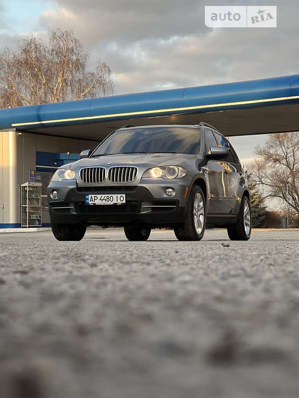 Внедорожник / Кроссовер BMW X5 2010 в Запорожье