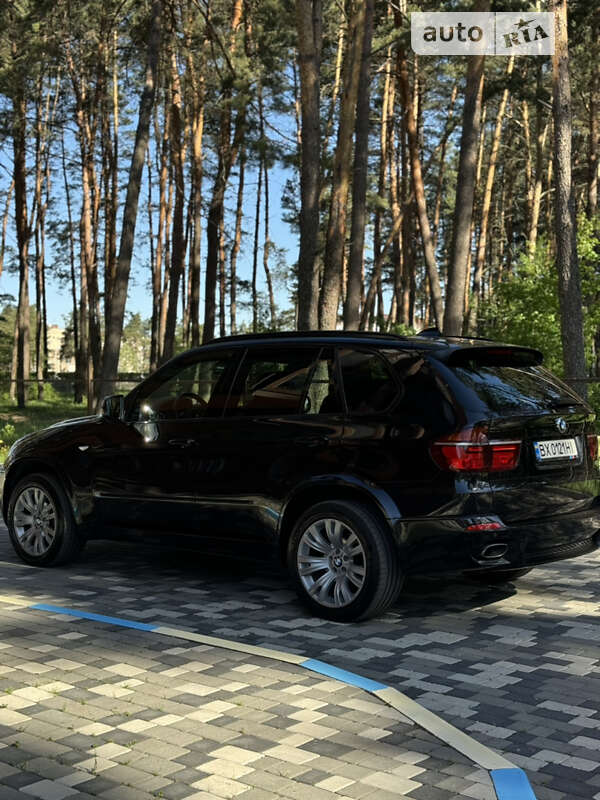 Внедорожник / Кроссовер BMW X5 2011 в Славуте
