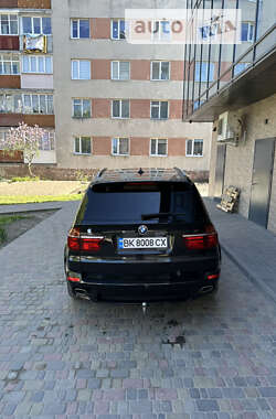 Внедорожник / Кроссовер BMW X5 2012 в Костополе