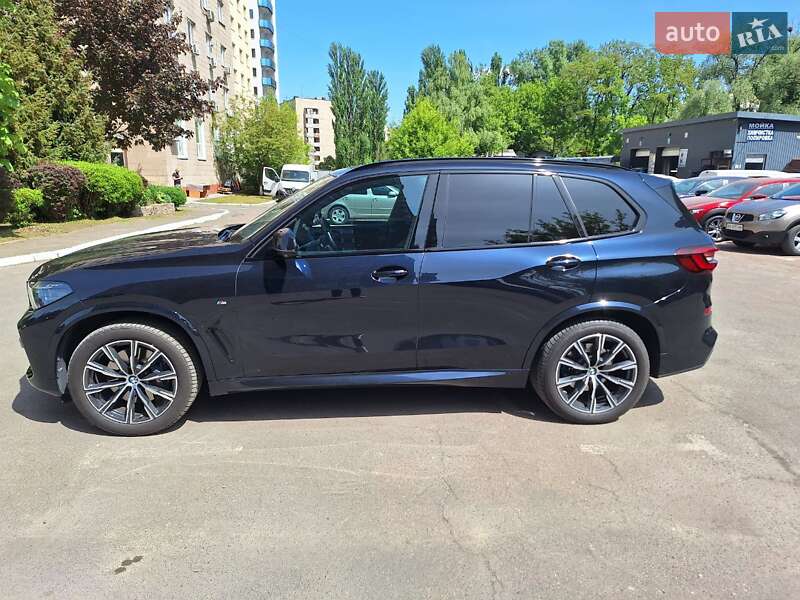 Позашляховик / Кросовер BMW X5 2021 в Києві