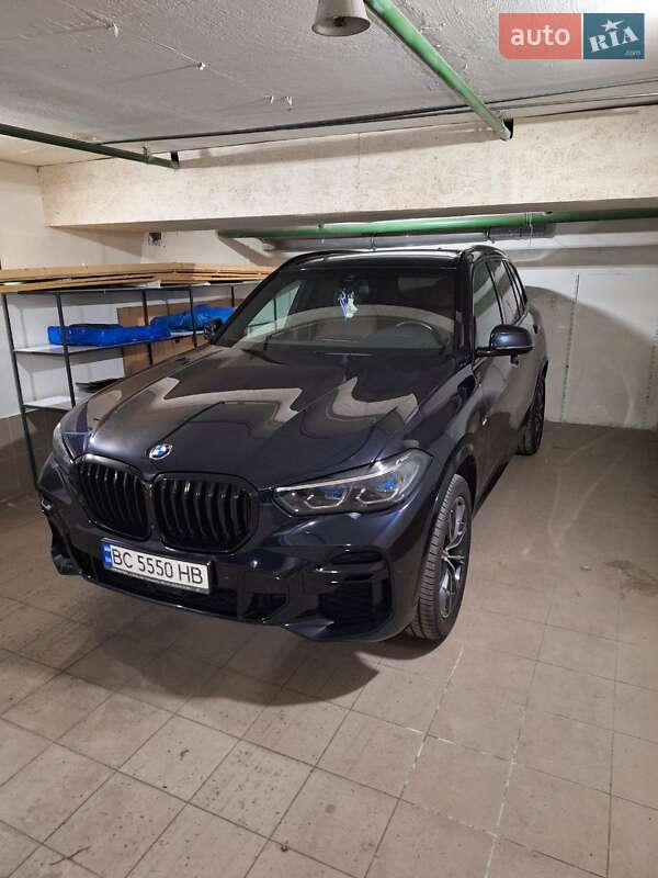 Позашляховик / Кросовер BMW X5 2021 в Києві