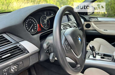 Позашляховик / Кросовер BMW X5 2010 в Звягелі