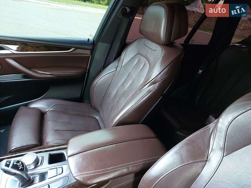 Позашляховик / Кросовер BMW X5 2014 в Миколаєві