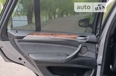 Внедорожник / Кроссовер BMW X5 2013 в Дубно