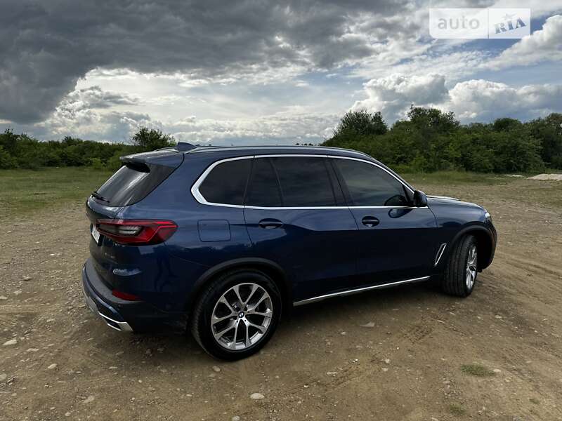 Внедорожник / Кроссовер BMW X5 2019 в Ивано-Франковске