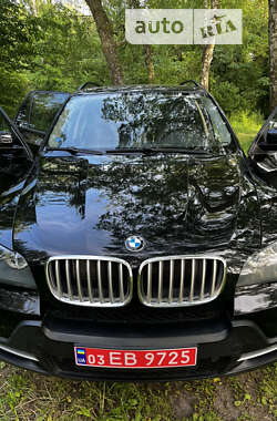 Внедорожник / Кроссовер BMW X5 2009 в Иваничах