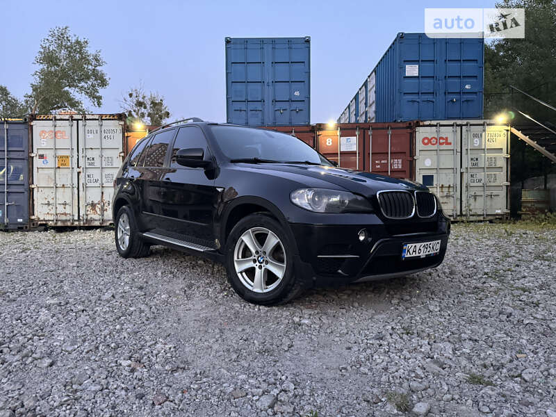 Внедорожник / Кроссовер BMW X5 2011 в Киеве