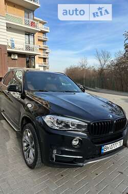 Внедорожник / Кроссовер BMW X5 2017 в Одессе