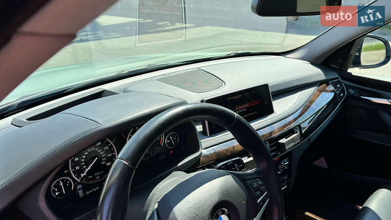 Внедорожник / Кроссовер BMW X5 2014 в Киеве