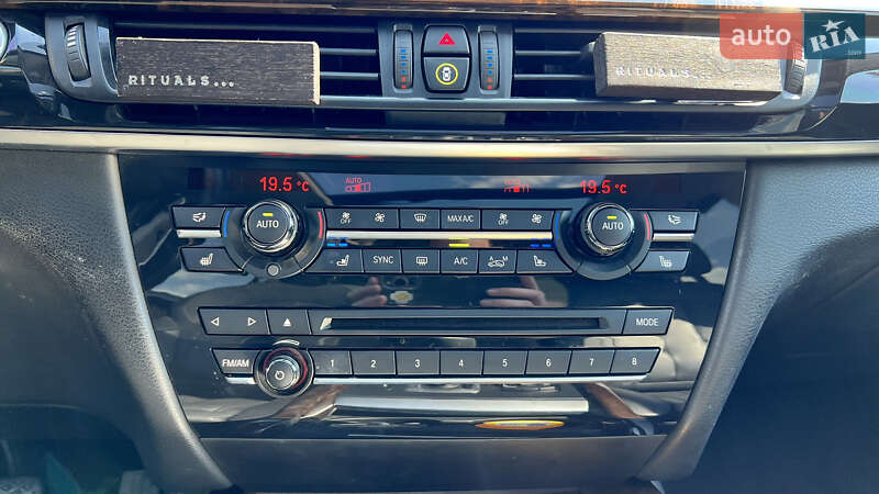 Внедорожник / Кроссовер BMW X5 2014 в Киеве