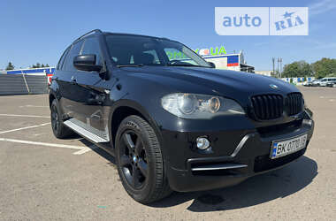 Позашляховик / Кросовер BMW X5 2010 в Рівному