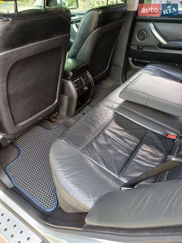 Внедорожник / Кроссовер BMW X5 2001 в Славянске