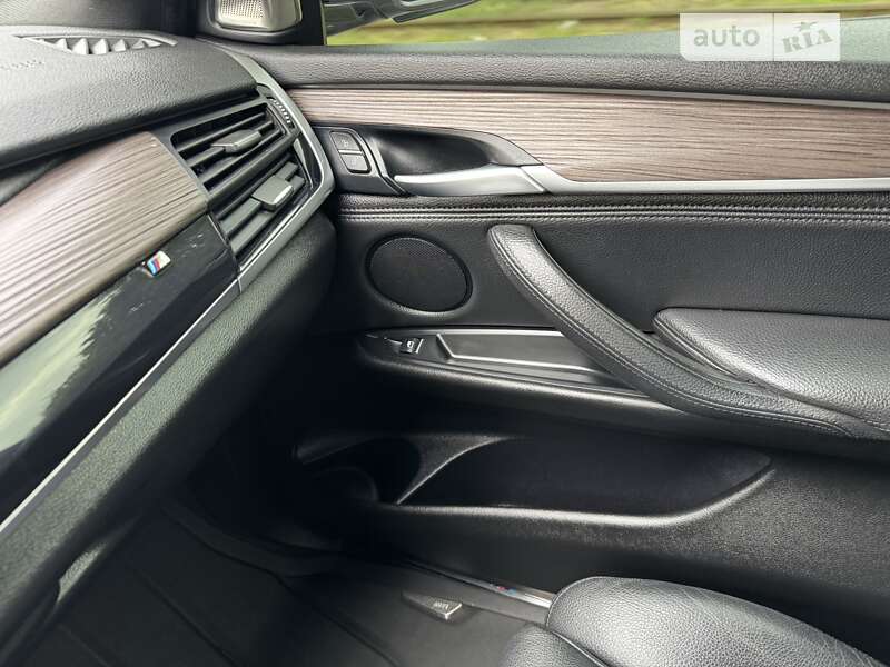Позашляховик / Кросовер BMW X5 2015 в Києві