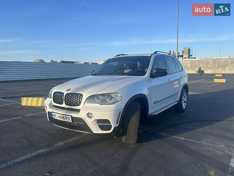 Внедорожник / Кроссовер BMW X5 2011 в Львове