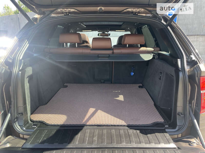 Позашляховик / Кросовер BMW X5 2011 в Дніпрі
