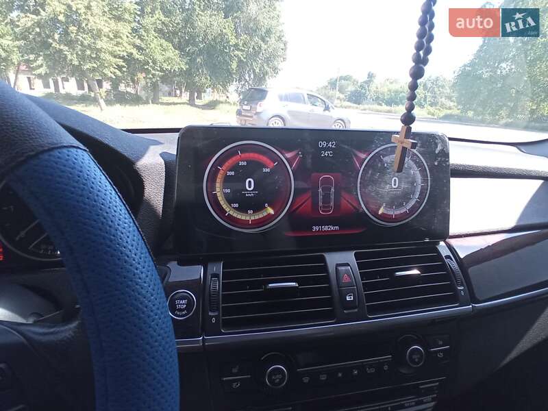 Позашляховик / Кросовер BMW X5 2012 в Краснограді