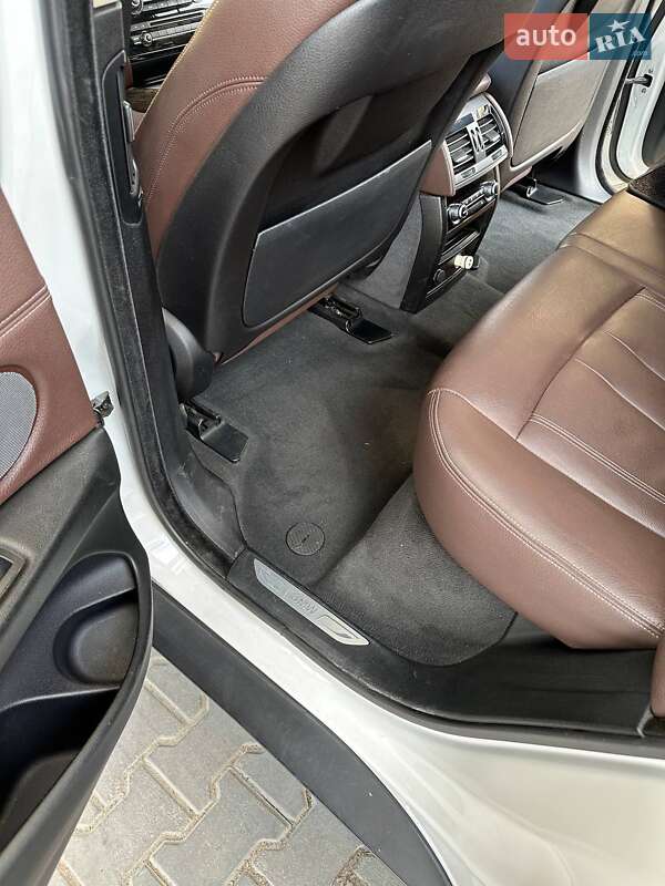 Позашляховик / Кросовер BMW X5 2015 в Теплодарі фото 6 Позашляховик / Кросовер BMW X5 2015 в Теплодарі