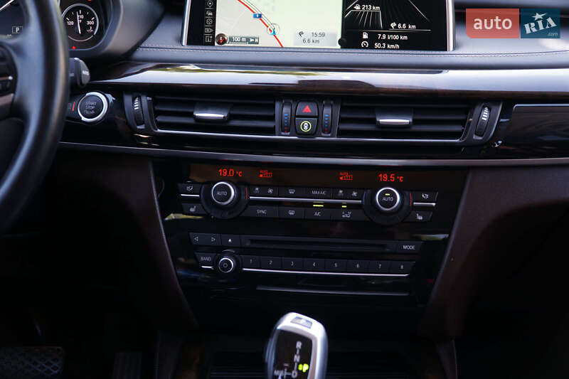 Позашляховик / Кросовер BMW X5 2015 в Миколаєві